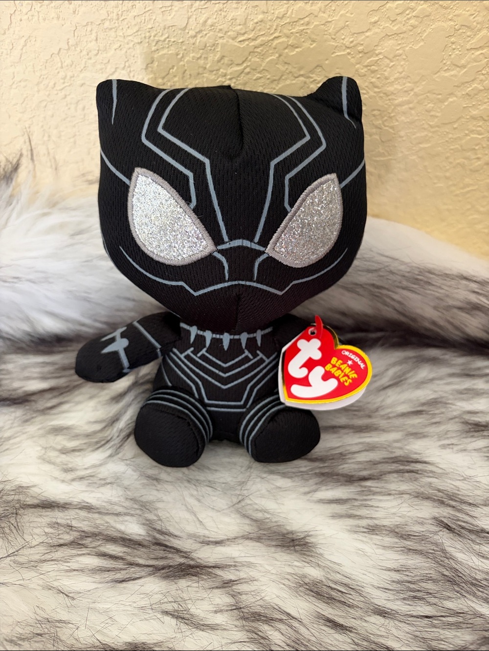 Black Panther by MARVEL ty stuffed animal, NWT